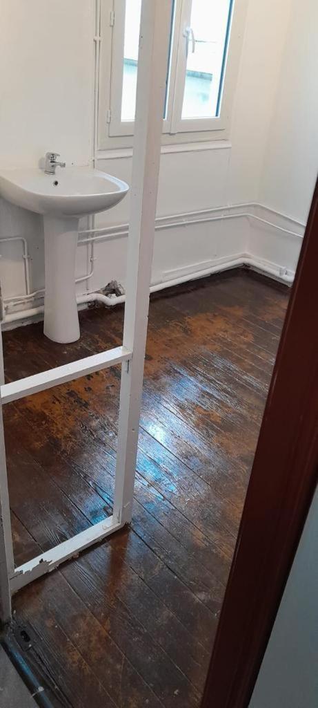 Location En Plein Coeur De Paris Apartment Luaran gambar